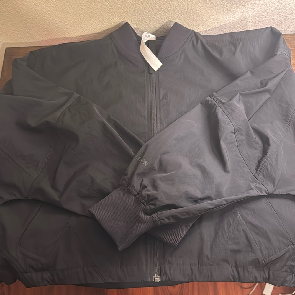 Women’s Lululemon lightweight Bomber Jacket